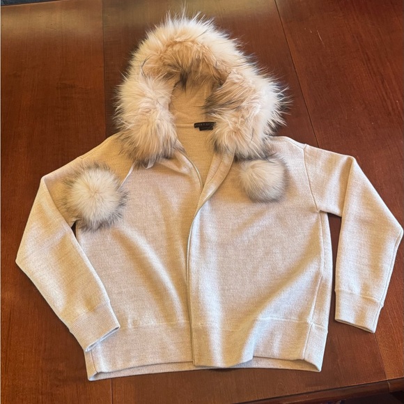 Alice and Olivia Oscar Silver Fox Fur-Trim Zip-Front Hoodie - Picture 2 of 4